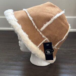 Marcus Adler Faux Suede,faux fur trim & interior, bucket hat,winter warm trendy
